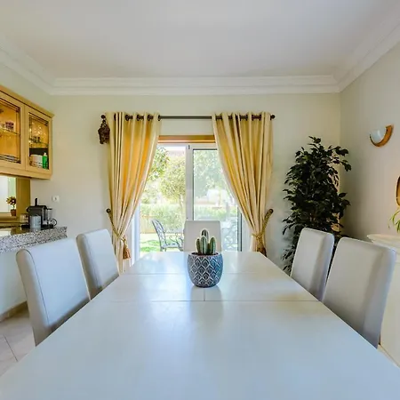 Casa Sunny Days - Boavista Villa Lagos